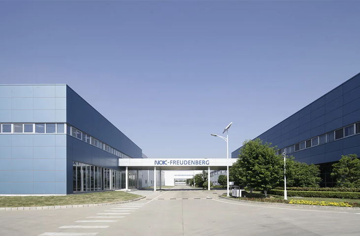 小勐拉99厅蝉联“智能车间”示范称号